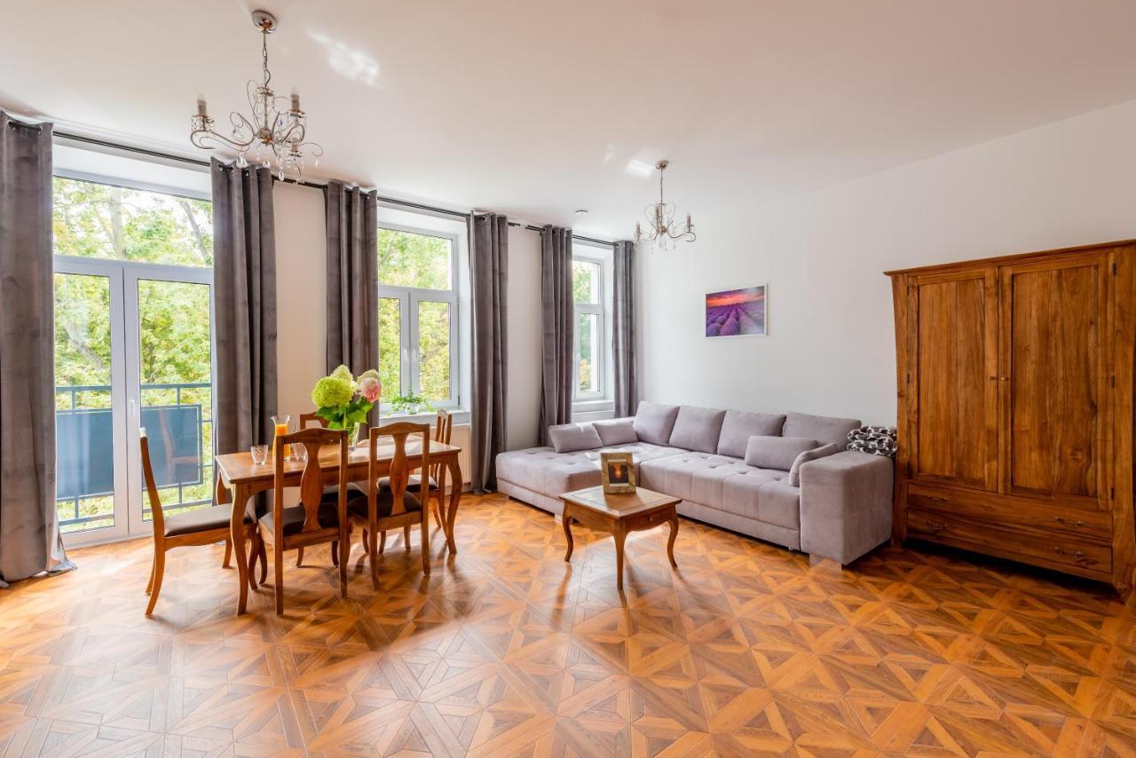 Kamienica Zamenhofa - Apartamenty Na Wynajem Bialystok Exterior photo